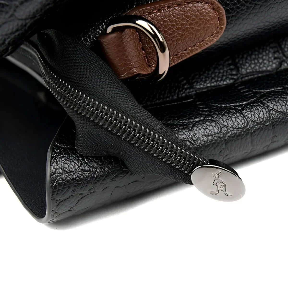 Antonia - Elegant handbag with stylish design and practical features