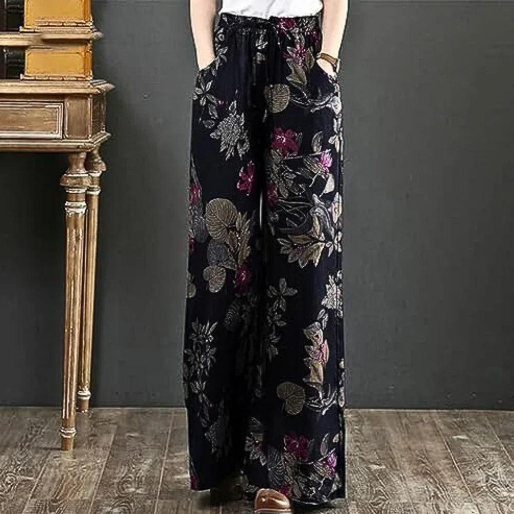 Kirsi - Elegant wide trousers with floral print